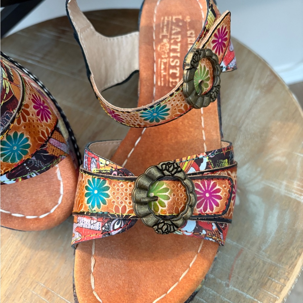 Colorful Floral Wedge Sandals - Picture 12 of 16